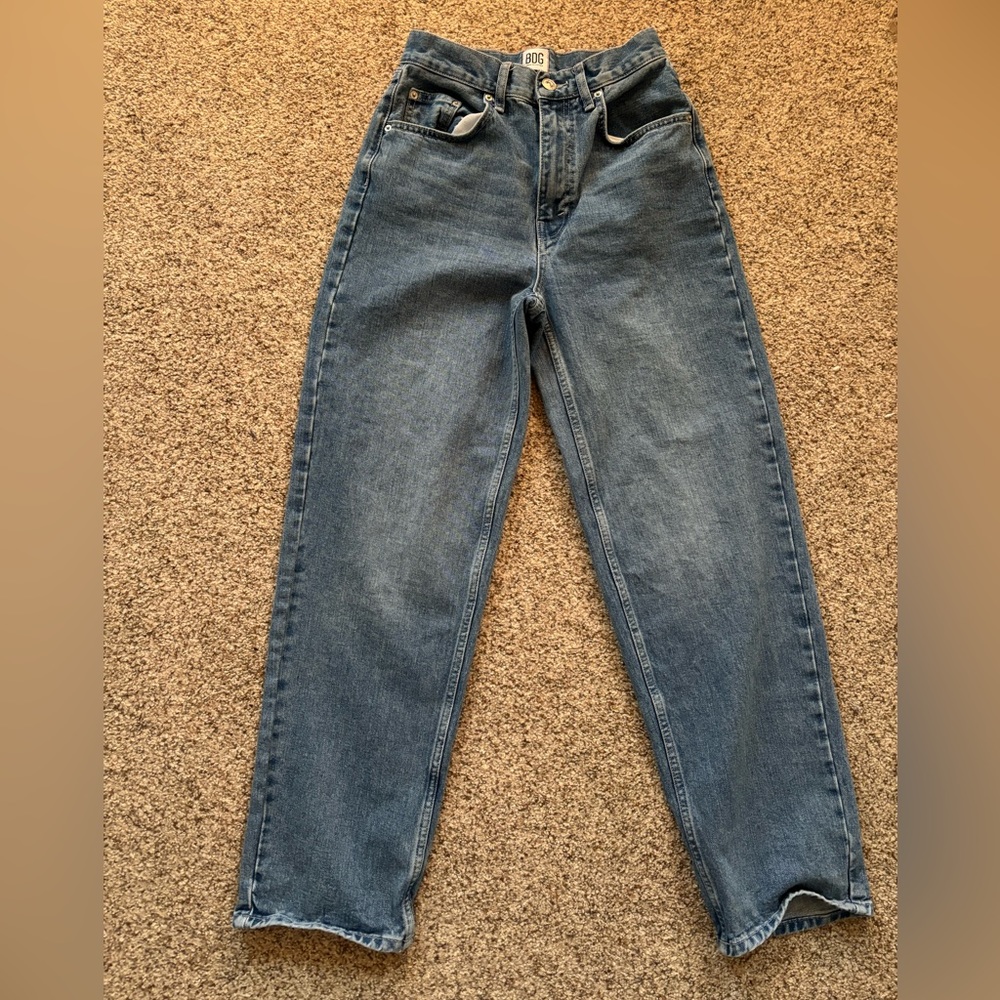 BDG Vintage Feel High-Waisted Baggy Jean